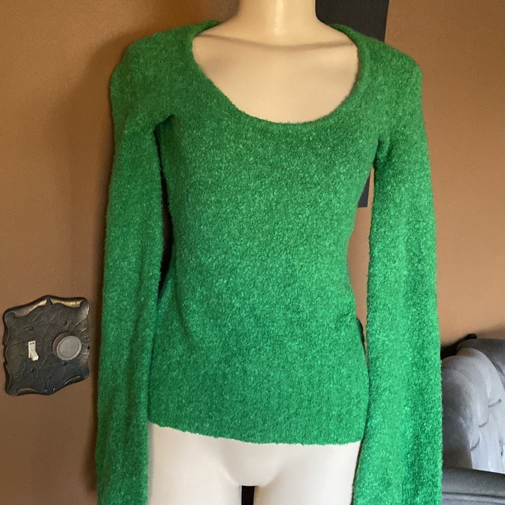 Victoria’s Secret Moda International Kelly Green Rare Sweater Small